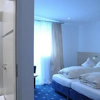The Poet Hotel لا سبيتسْيا